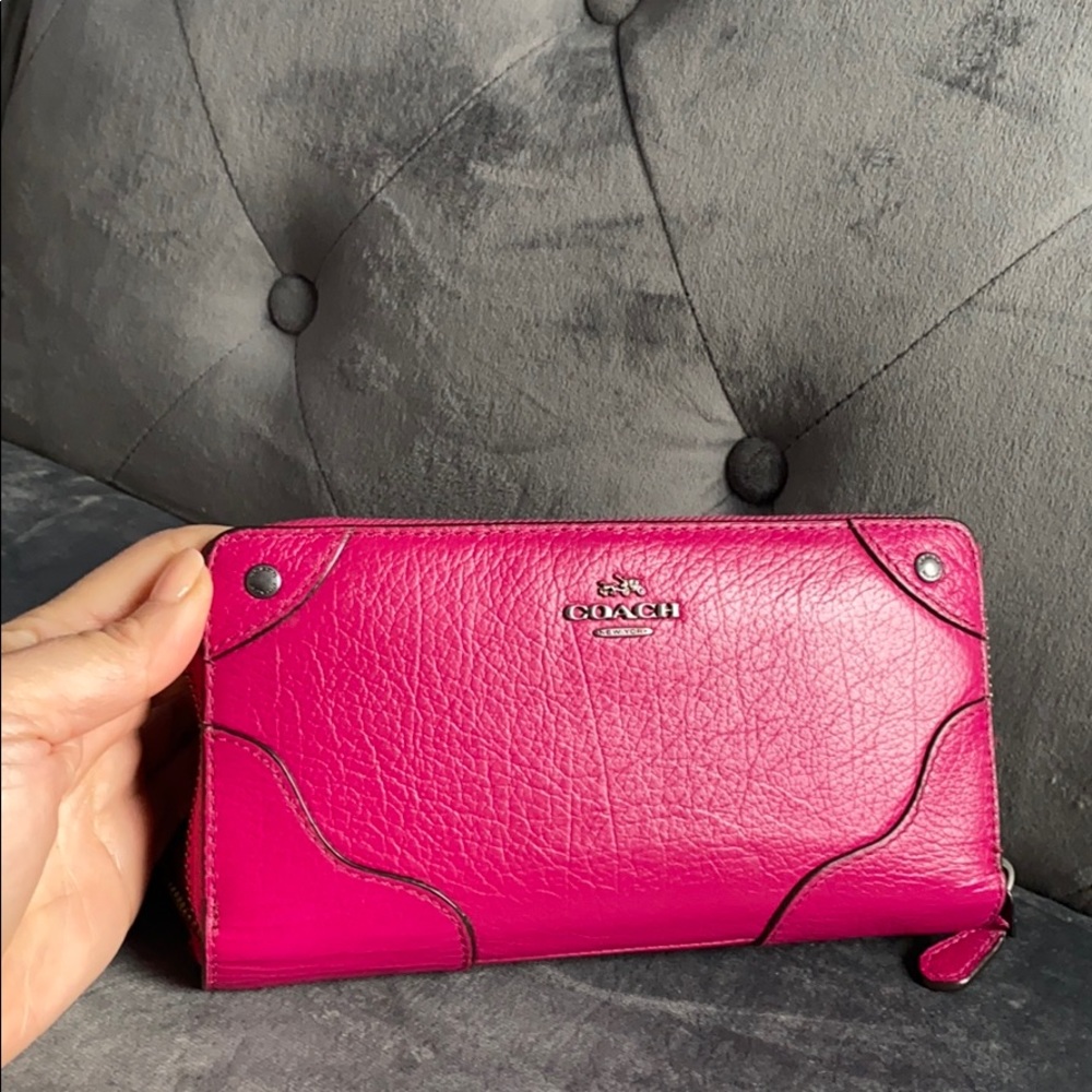 Coach wallet